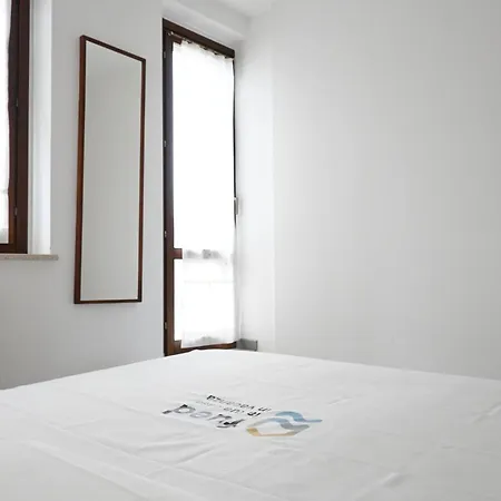 P056 - Porto Recanati, Comodo Trilocale Fronte Mare Appartamento *