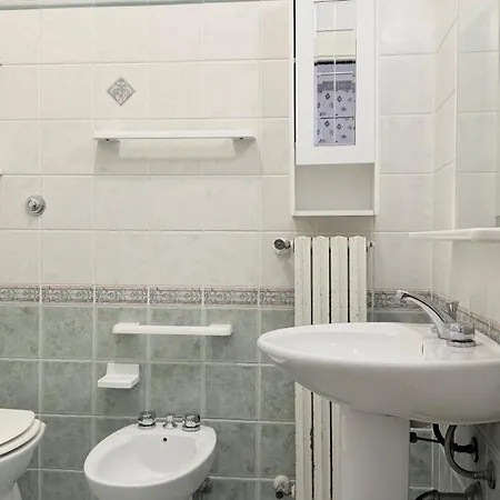 P056 - Porto Recanati, Comodo Trilocale Fronte Mare Appartamento